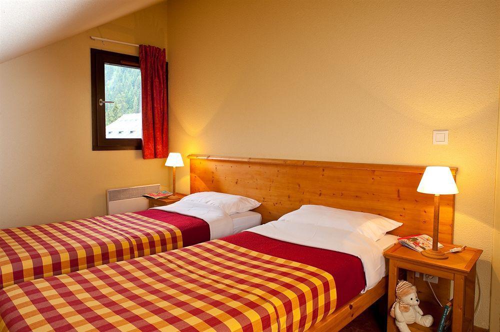 Madame Vacances Residence Les Chalets Du Thabor Valfrejus Exterior photo