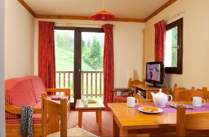 Madame Vacances Residence Les Chalets Du Thabor Valfrejus Exterior photo
