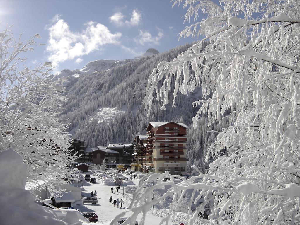 Madame Vacances Residence Les Chalets Du Thabor Valfrejus Exterior photo